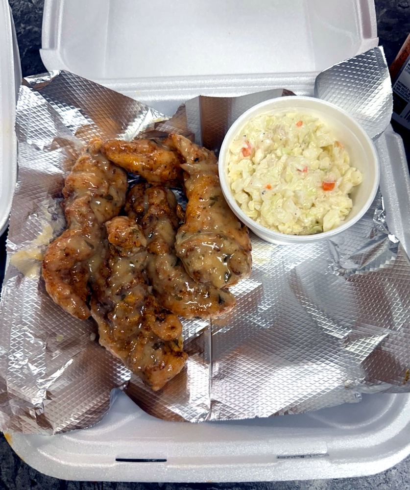 Chicken tenders with coleslaw